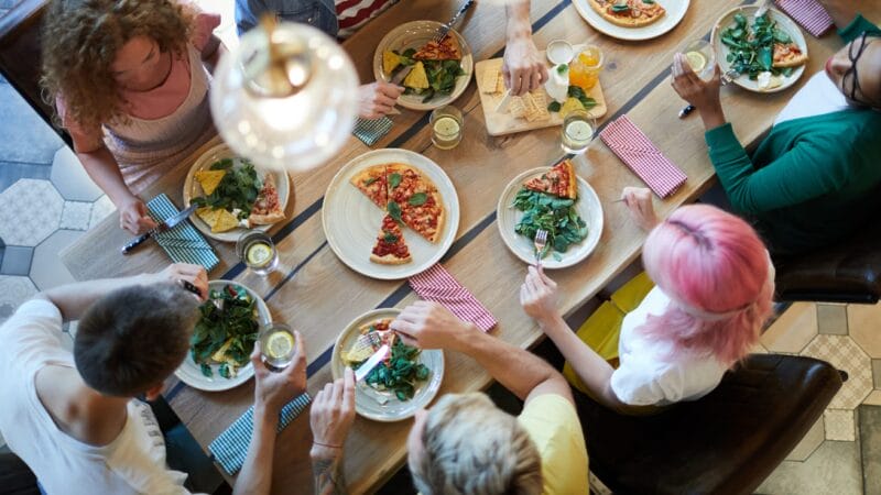 Folkekøkken, samspisning, hygge